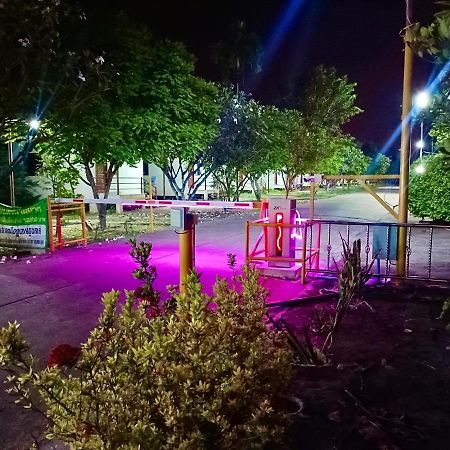 โรงเกลือรีสอร์ท أرانيابراثيت المظهر الخارجي الصورة